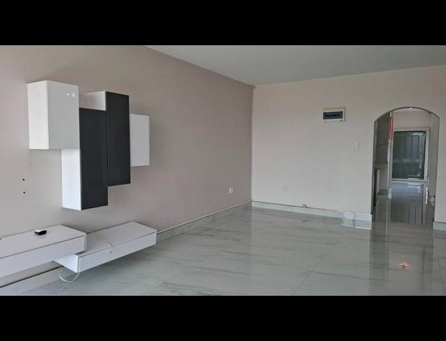 3 BEDROOM APARTMENT FOR SALE IN NORTH BEACH